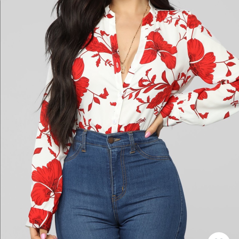Fashion Nova Floral Blouse size Small